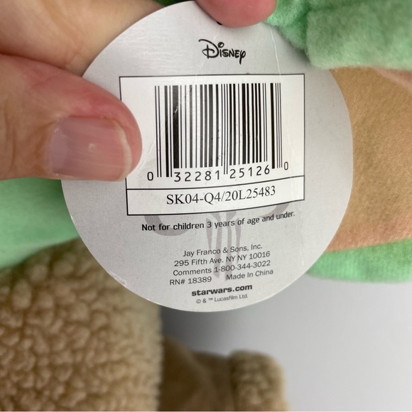 Star Wars Mandalorian Disney NWT Baby Yoda Stuffy Plush - Picture 6 of 6